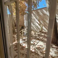 آپارتمان ۱۰۶ متری با جوی آب دائمی و درختان چنار|فروش آپارتمان|محلات, |دیوار