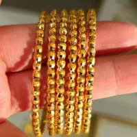 4 عدد النگو با یه انگشتر طلا درحدنو 200بالای تابلو