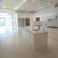 ۲۴۰ متر محمودیه ۲ پارکینگ