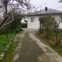 خانه ویلایی و محوطه ۱۰۷۳ متر مربع