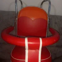 صندلی ماشین برای نوزاد