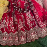 لباس عروس هندی اصل کار دست گلدوزی و نگین کاری شده