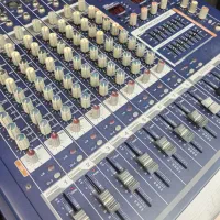 پاور میکسر اکو امپلی فایر باند اکتیو پسیو|سیستم صوتی خانگی|نجف‌آباد, ۲۲ بهمن|دیوار