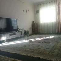 خانه ۱۰۰ متری