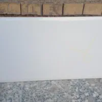 کاشی سفید ۳۰در۶۰ همراه چند متر گلدار|مصالح و تجهیزات ساختمان|شیراز, سیاه سنگ|دیوار