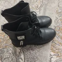 نیم بوت زنانه در حد نو سایز ۳۹