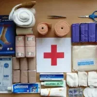 تجهیزات بتادین گاز استریل باند جعبه کمک های اولیه|آرایشی، بهداشتی، درمانی|مشهد, توس (بلوار توس)|دیوار