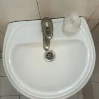 روشویی سرامیکی و شیر آب سالم|مصالح و تجهیزات ساختمان|تهران, امام زاده حسن|دیوار