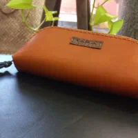 جامدادی چرم