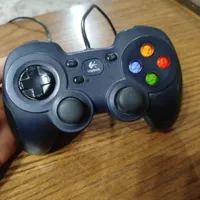 دسته بازی Logitech F310