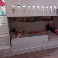 تخت دو طبقه