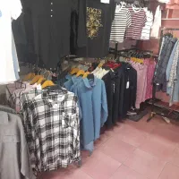 یه مقدار لباس زنونه