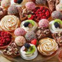 همکاری مسئول فنی و کنترل کیفیت صنایع غذایی