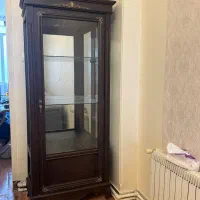 بوفه چوبی یراق دار نورپردازی بسیار تمیز در حد نو