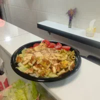 نیروی ساده اقا برای فست فود نیازمندیم