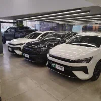 کی‌ام‌سی J7، مدل ۱۴۰۴ تحویل فوری سفید و مشکی جی ۷