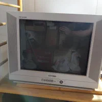 میز تلویزیون ب همراه تلویزیون