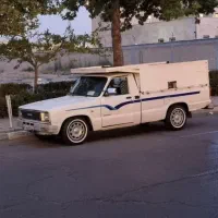 وانت مزدا 2000 ژاپن
