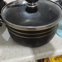 تعدادی لوازم آشپزخانه