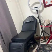 تخت تتو و مژه آینه قدی