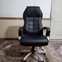 صندلی گردان اداری