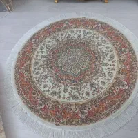فرش گرد ۱/۵در۱/۵سالم تمیز شسته شده زیبا