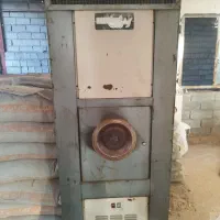 بخاری نفتی و برقی بزرگ