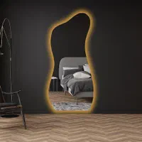 آینه لوکاس