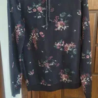 هودی گلدار کاملاً نو