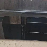 میز تلویزیون شیشه ای
