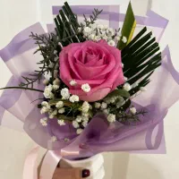 نیازمند کار در سالن