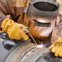 تعمیرات و جوشکاری انواع آبگرمکن در منزل شما