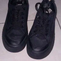 چندجفت کفش کتونی زنانه