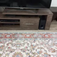 میز تلویزیون در حد نو