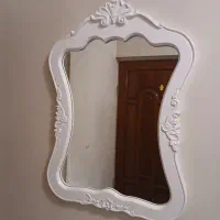 آینه و قاب کاملا سالم و تصویر  آینه با کیفیته