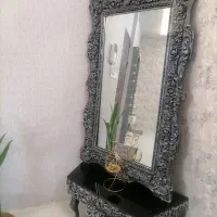آینه قدی همراه با پایه میز
