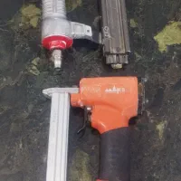 میخ کوب منگنه کوب