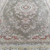 قالی ۱۲متری رنگ گردویی و کرم در حدنو