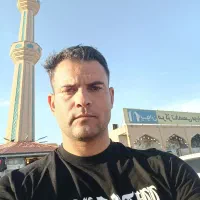 راننده پایه ۲هستم. سن۴۳سال