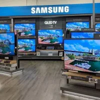 تلویزیون پشت ویترینی بخرید بدون پیش پرداخت با چک