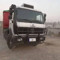 بنزهشت سیلندرزیرمایلرمدل۱۹۸۰موتوربزرگ گیربکس۱۶۰