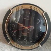 ساعت دیواری