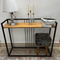 کنسول فلزی تک