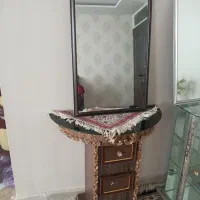 اینه با میز