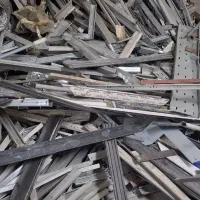 خریدفروش ضایعات تیراهن مس لوله داربست ورق شیروانی|عمده‌فروشی|چهارباغ, |دیوار