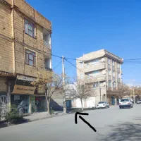 زمین ۱۷۸ متری دونبش امام خمینی ۳۲