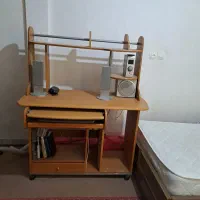 میز کامپیوتر