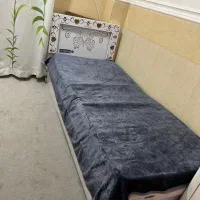 تخت یک نفره