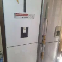 دوعددیخچال فریزر دونارو سیلوان بدون هیچ ایراد