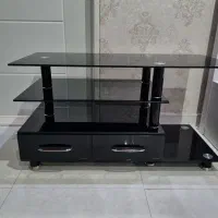 فروش میز تلویزیون شیشه ای ترکیه ای درحد نو مشکی